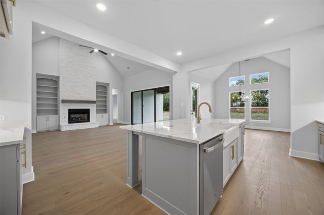 209 Samir Lane, Waxahachie, TX 75165