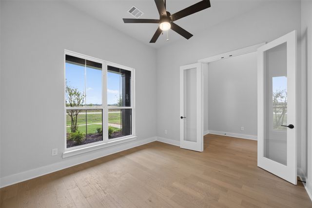 209 Samir Lane, Waxahachie, TX 75165