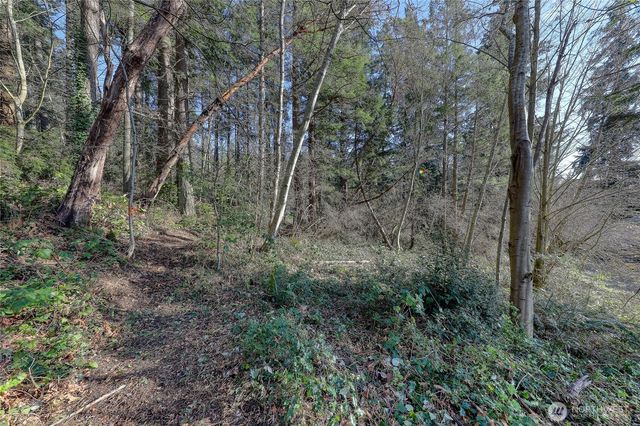 9190 Fox Cove Lane NE, Bainbridge Island, WA 98110