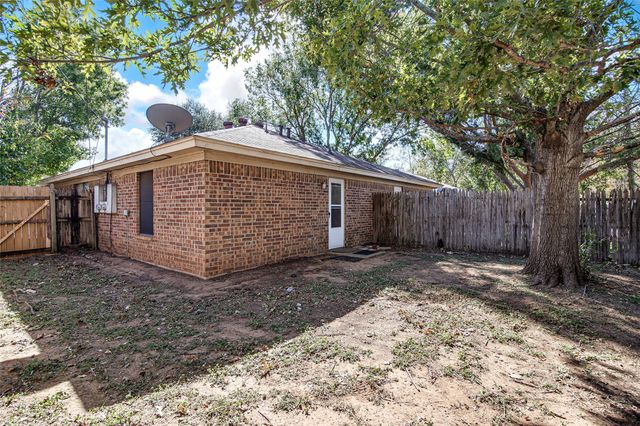 1312 Ridge Run Street A, Cleburne, TX 76033