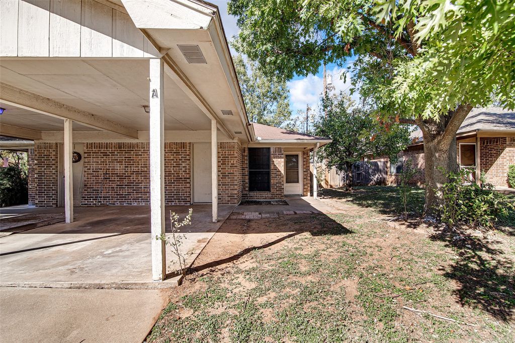 1312 Ridge Run Street A, Cleburne, TX 76033