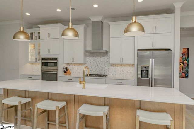 10 Waterville Way, Simpsonville, SC 29681