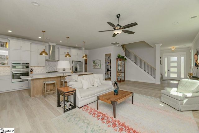 10 Waterville Way, Simpsonville, SC 29681