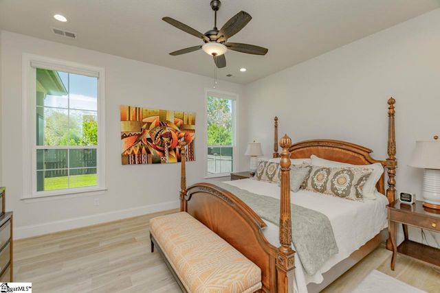 10 Waterville Way, Simpsonville, SC 29681