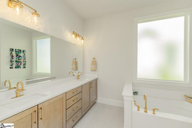 10 Waterville Way, Simpsonville, SC 29681