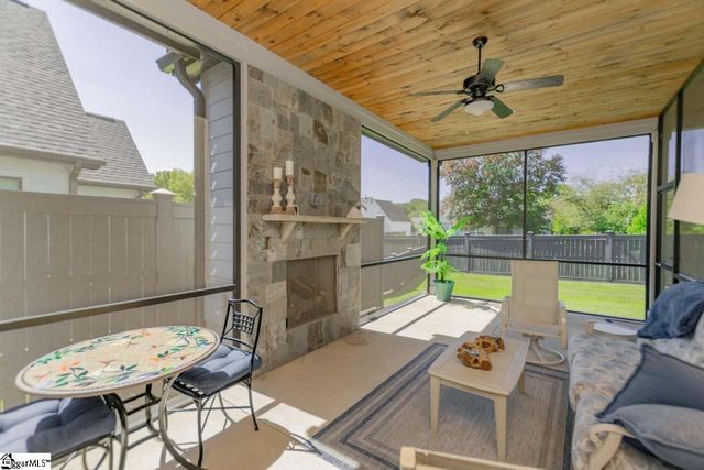 10 Waterville Way, Simpsonville, SC 29681