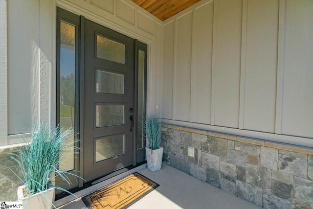 10 Waterville Way, Simpsonville, SC 29681