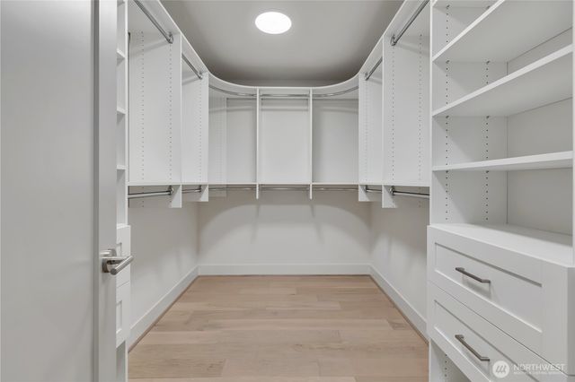 4019 4th Avenue NE, Seattle, WA 98105