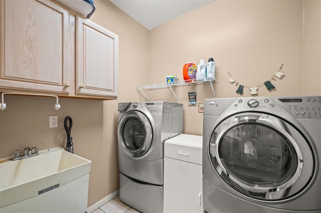 2349 Riverside Pointe Drive, Saint Joseph, MI 49085