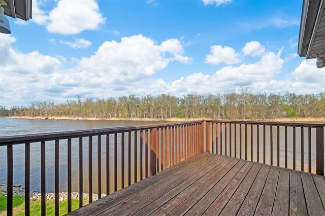 2349 Riverside Pointe Drive, Saint Joseph, MI 49085