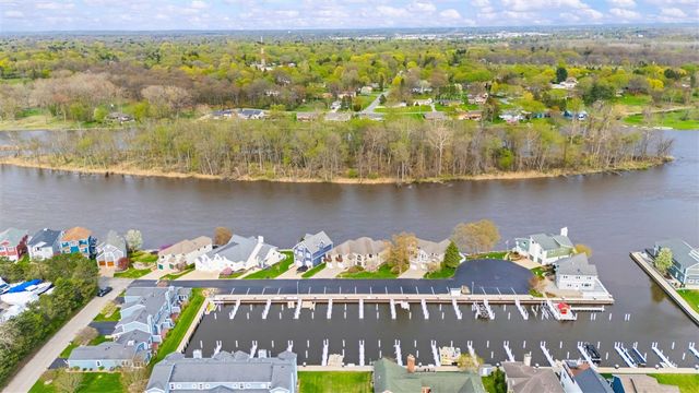 2349 Riverside Pointe Drive, Saint Joseph, MI 49085