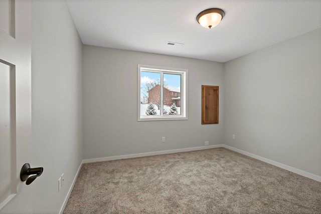 425 4th Avenue SE, Saint Joseph, MN 56374