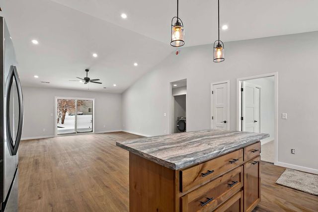 425 4th Avenue SE, Saint Joseph, MN 56374