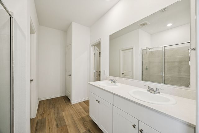 340 Wentworth Drive, Fate, TX 75189