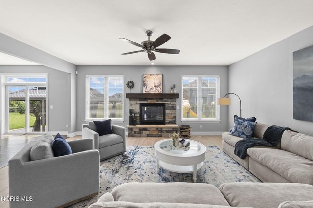 9599 Newbury Lane, Whitehouse, OH 43571
