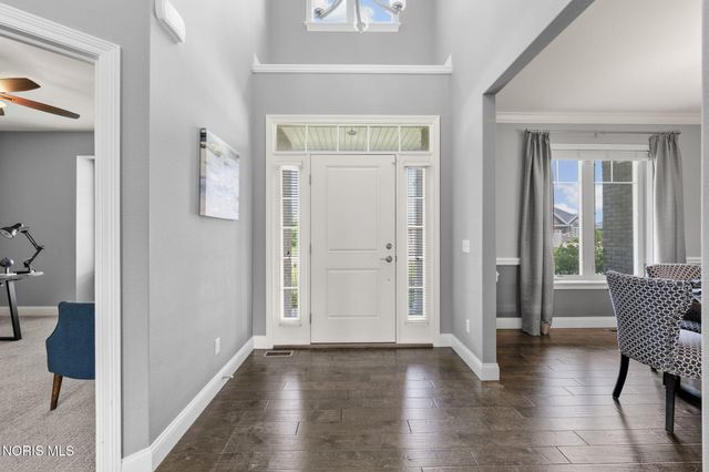 9599 Newbury Lane, Whitehouse, OH 43571