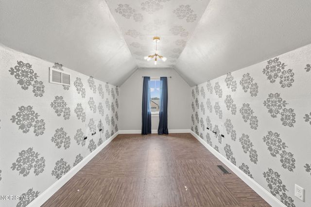 9599 Newbury Lane, Whitehouse, OH 43571