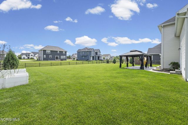 9599 Newbury Lane, Whitehouse, OH 43571