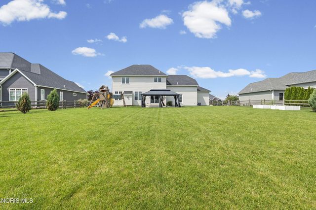 9599 Newbury Lane, Whitehouse, OH 43571