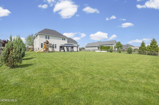 9599 Newbury Lane, Whitehouse, OH 43571