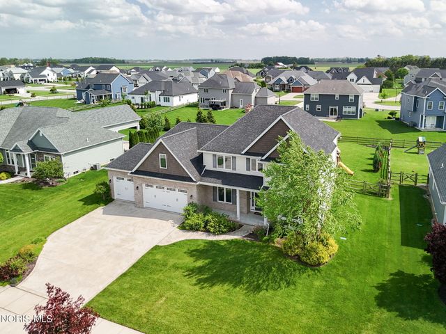 9599 Newbury Lane, Whitehouse, OH 43571