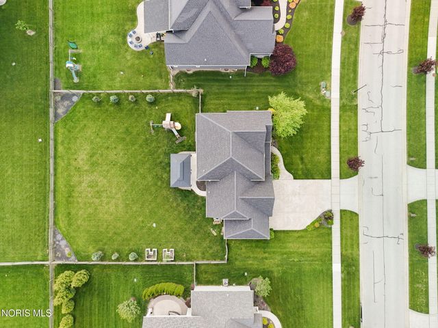 9599 Newbury Lane, Whitehouse, OH 43571