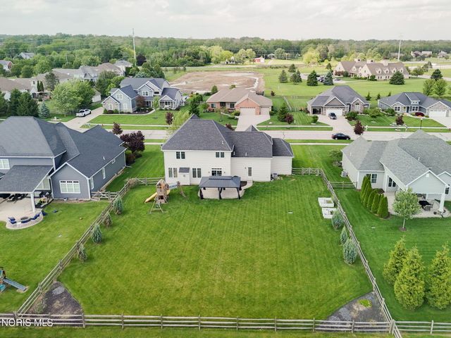 9599 Newbury Lane, Whitehouse, OH 43571