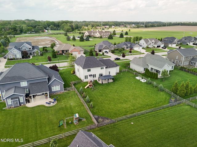 9599 Newbury Lane, Whitehouse, OH 43571