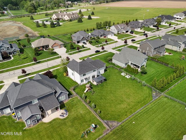 9599 Newbury Lane, Whitehouse, OH 43571