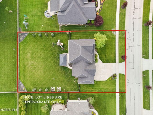 9599 Newbury Lane, Whitehouse, OH 43571