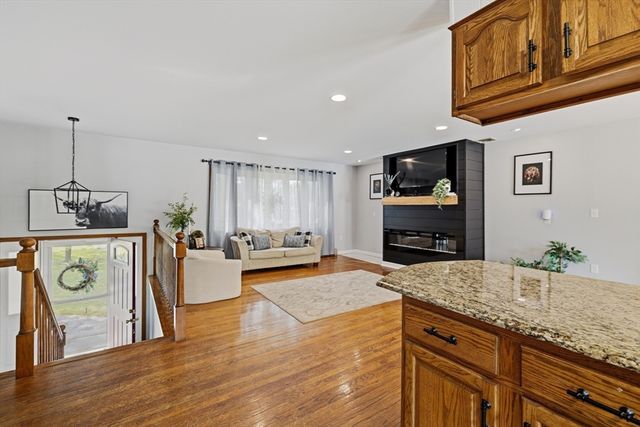 1535 Meridian St, Fall River, MA 02720