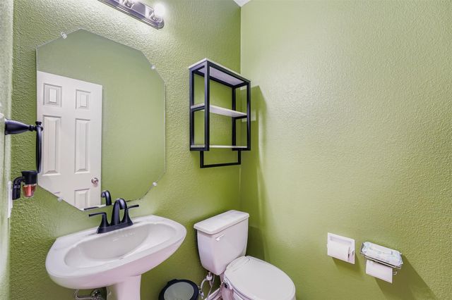 1212 Hensley DR, Leander, TX 78641