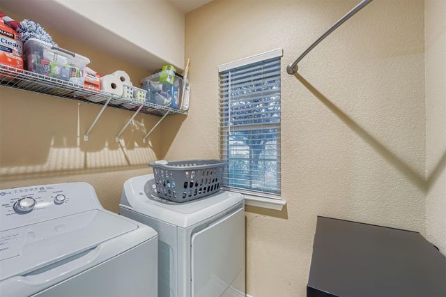 1212 Hensley DR, Leander, TX 78641