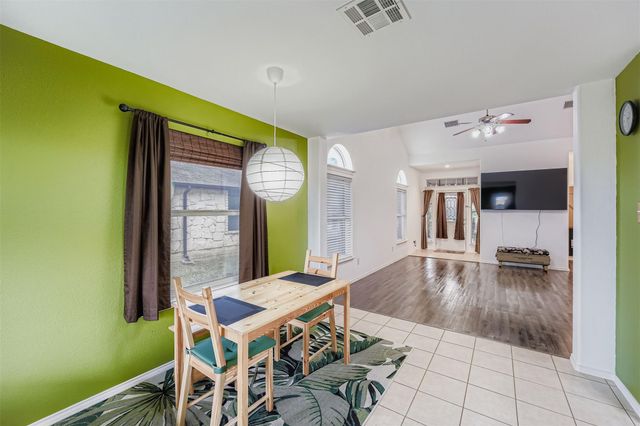 1212 Hensley DR, Leander, TX 78641