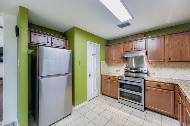 1212 Hensley DR, Leander, TX 78641