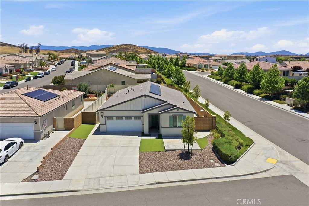 33067 Muscadelle Court, Winchester, CA 92596