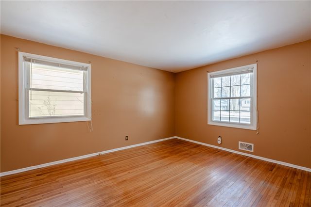 73 Wembly Road, Greece, NY 14616