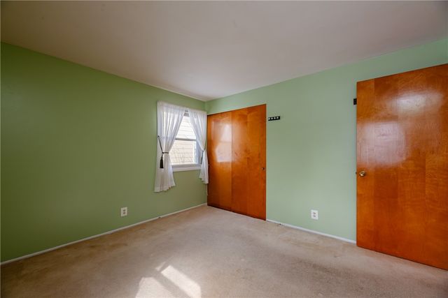 73 Wembly Road, Greece, NY 14616