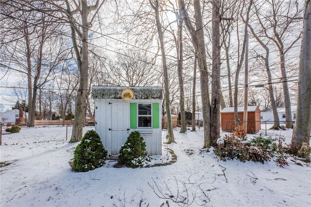 73 Wembly Road, Greece, NY 14616