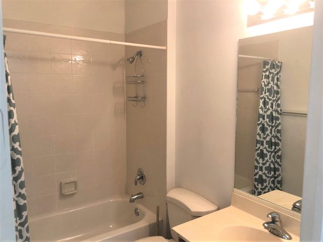 883 Millbrae Court 5, West Palm Beach, FL 33401