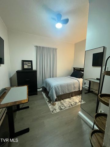 1133 Cherry Street, Kingsport, TN 37660