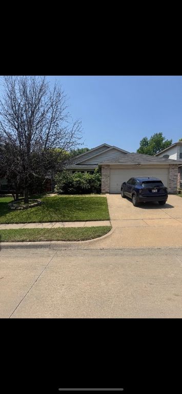 5417 Lansdowne Avenue, Fort Worth, TX 76135