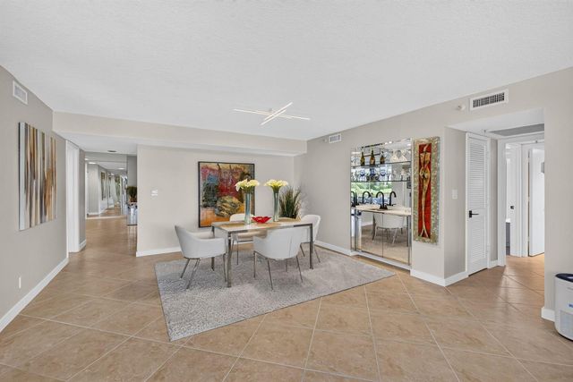 3440 S OCEAN Boulevard 105S, Palm Beach, FL 33480