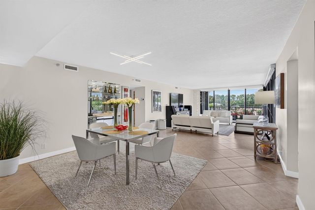 3440 S OCEAN Boulevard 105S, Palm Beach, FL 33480