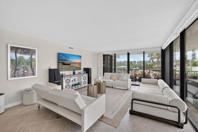 3440 S OCEAN Boulevard 105S, Palm Beach, FL 33480