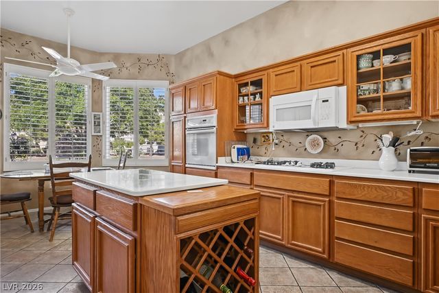 2128 Sun Cliffs Street, Las Vegas, NV 89134