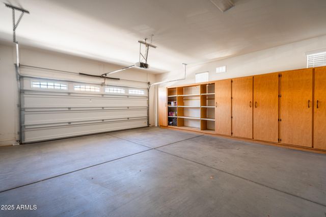 18433 W SUNNYSLOPE Lane, Waddell, AZ 85355