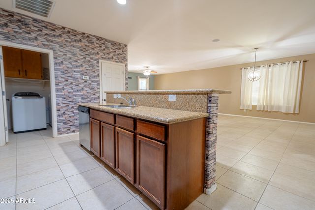 18433 W SUNNYSLOPE Lane, Waddell, AZ 85355