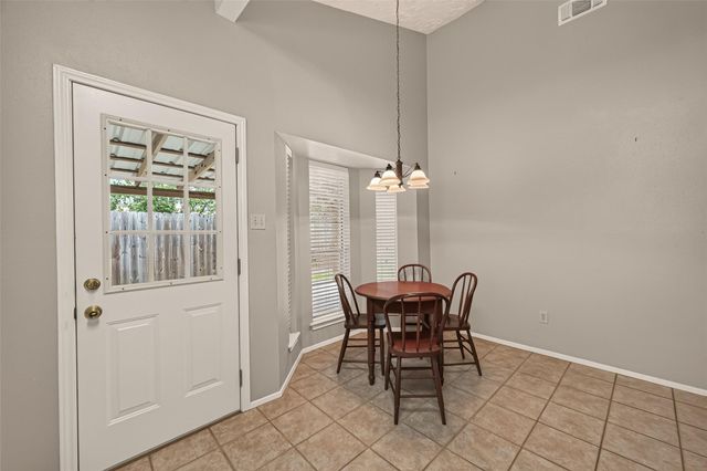 2811 Pheasant Creek Drive, Sugar Land, TX 77498