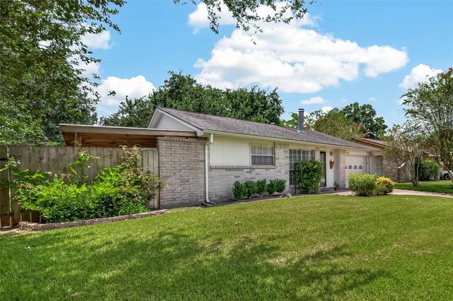 2811 Pheasant Creek Drive, Sugar Land, TX 77498